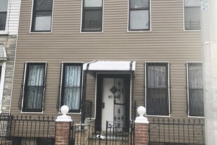 Building Photo - 8744 124th St