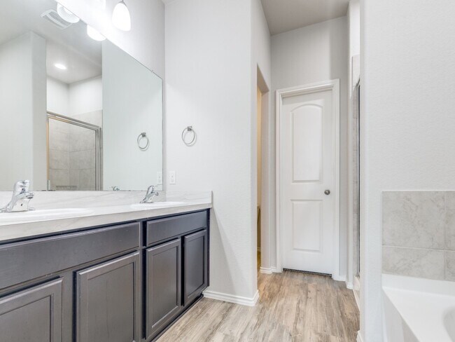 Building Photo - 14214 Glacier Bay Ct