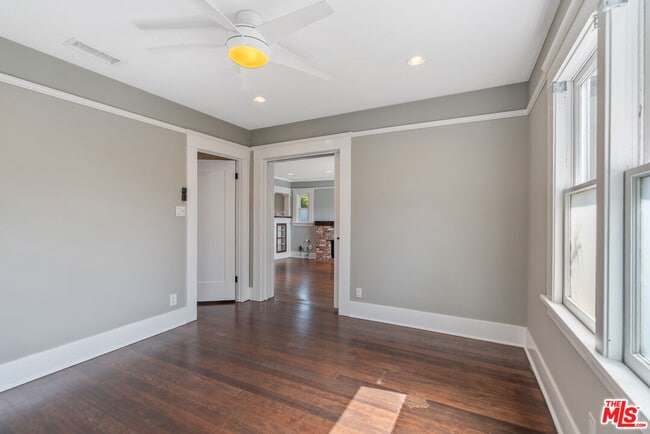 Building Photo - 4609 W 17th St