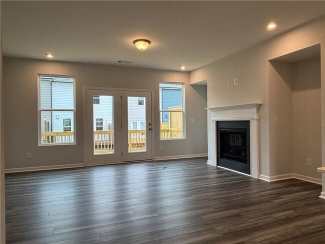 Building Photo - 2680 Whistler Wy NE