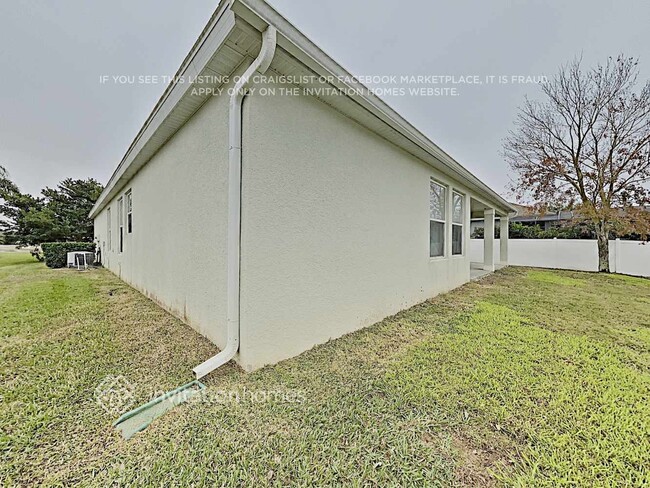 Building Photo - 10907 Lemay Dr