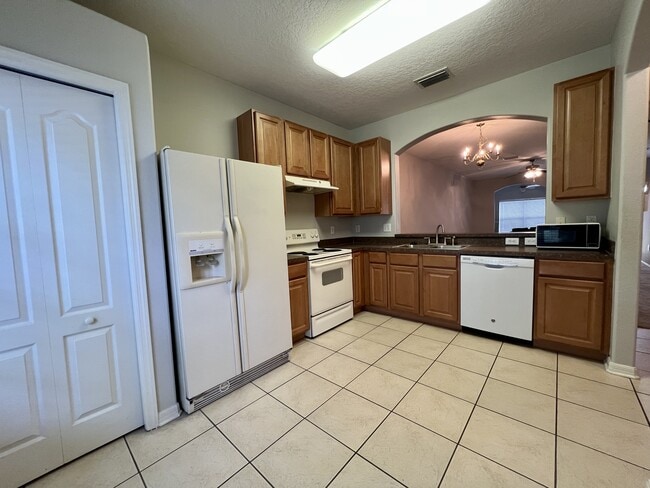 Building Photo - 3506 High Hampton Cir
