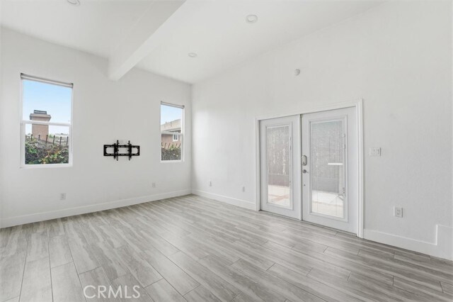 Building Photo - 709 Warren Ln