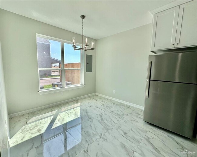 Building Photo - 22 West Dr