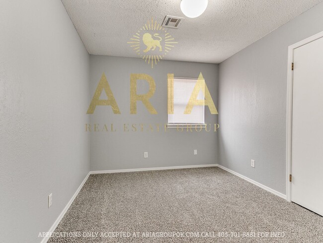 Building Photo - *NOW PRELEASING FOR AUGUST 2025* 4 Bed/2 B...