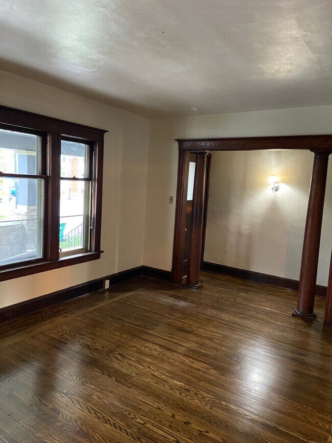 Building Photo - 677 West Delevan
