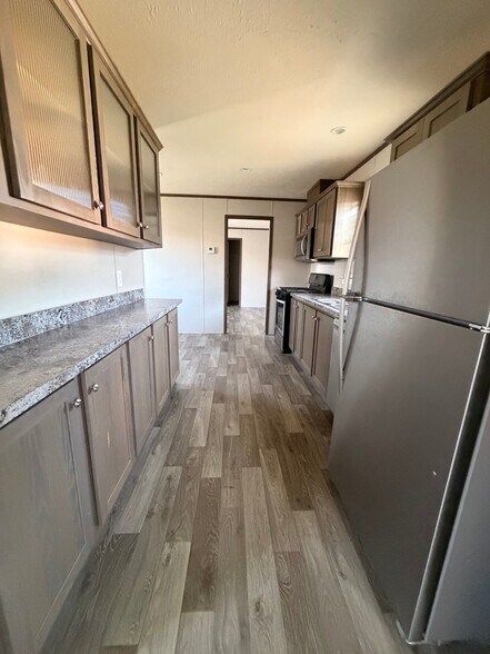 Building Photo - 296 Hunters Rill