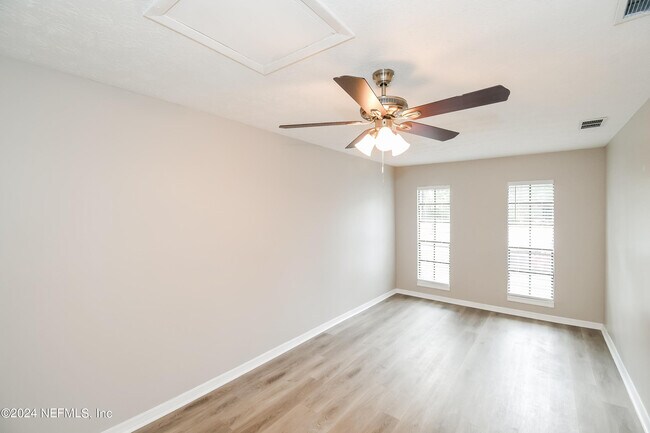 Building Photo - 8326 Santman Ct