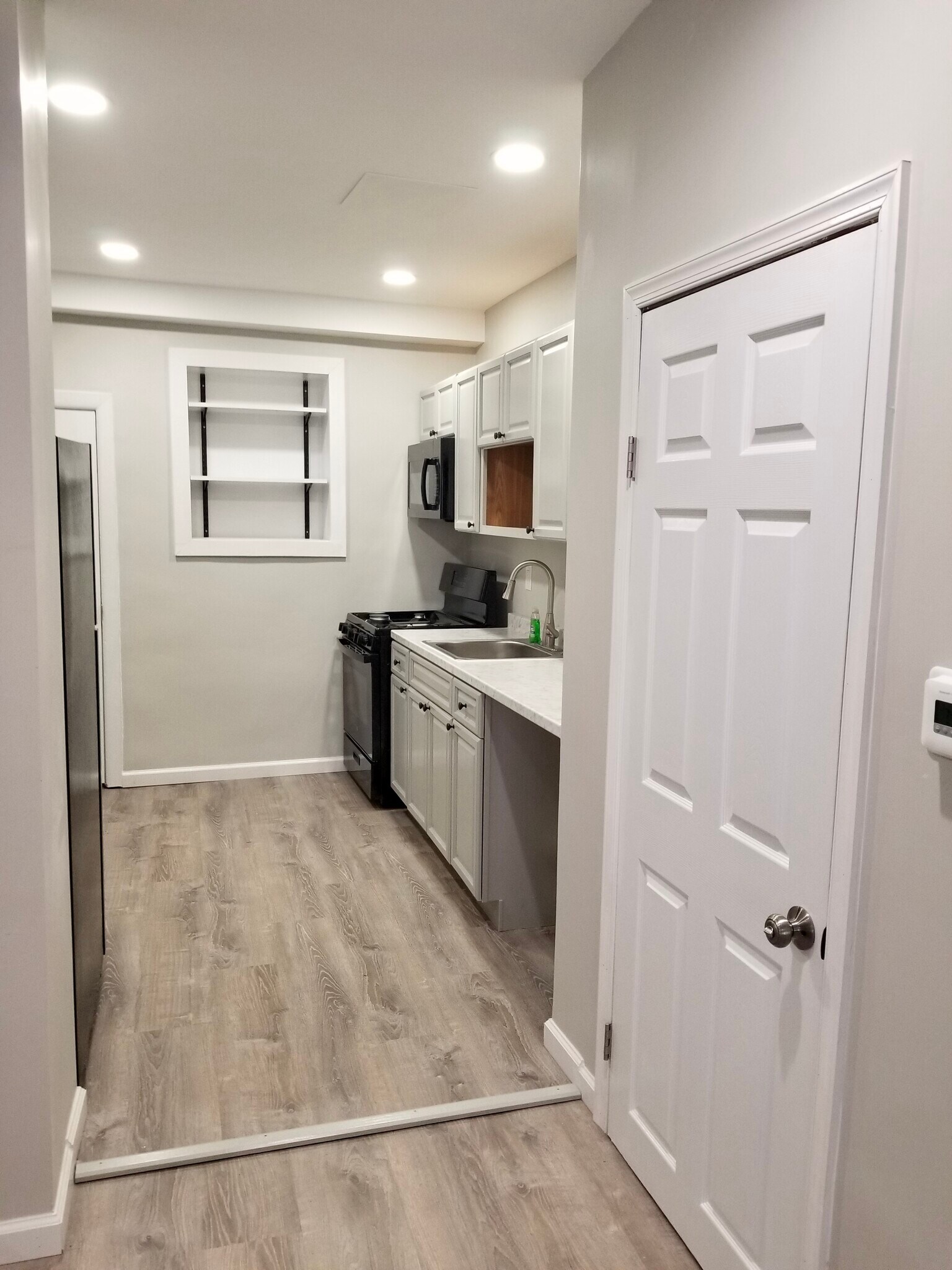 Building Photo - 1518 S Bailey St