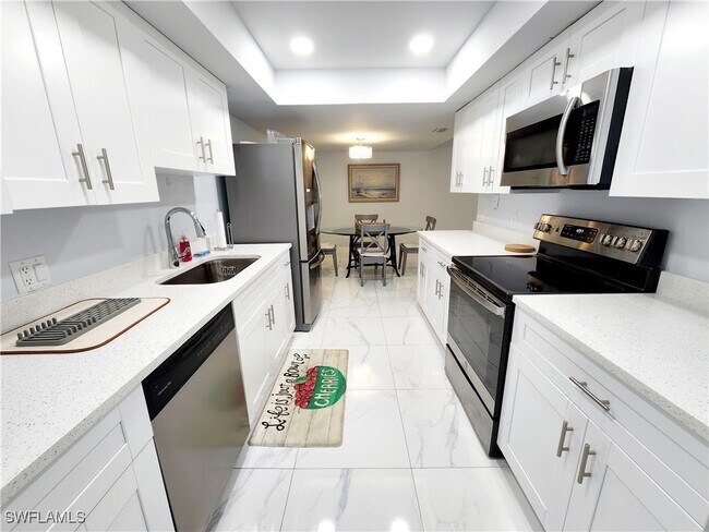 Primary Photo - 3615 Boca Ciega Dr