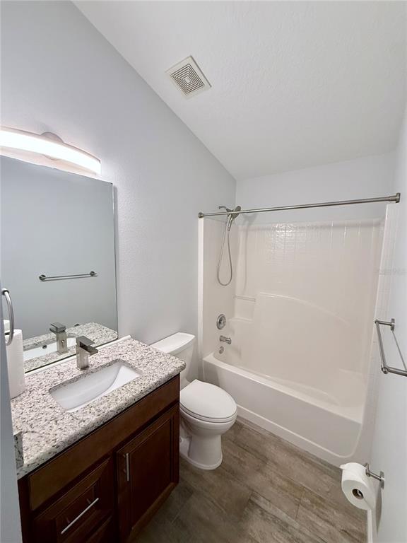 Building Photo - 1302 Belvoir Dr