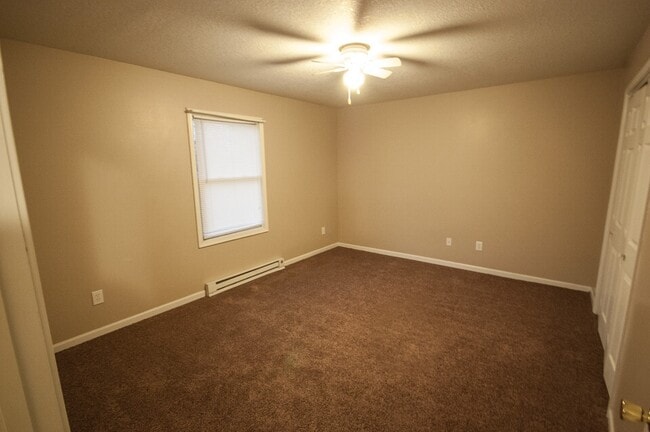 Building Photo - 101-103 South Plum