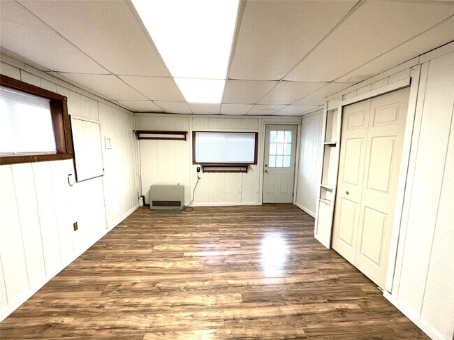 Building Photo - 141 Richards Ave