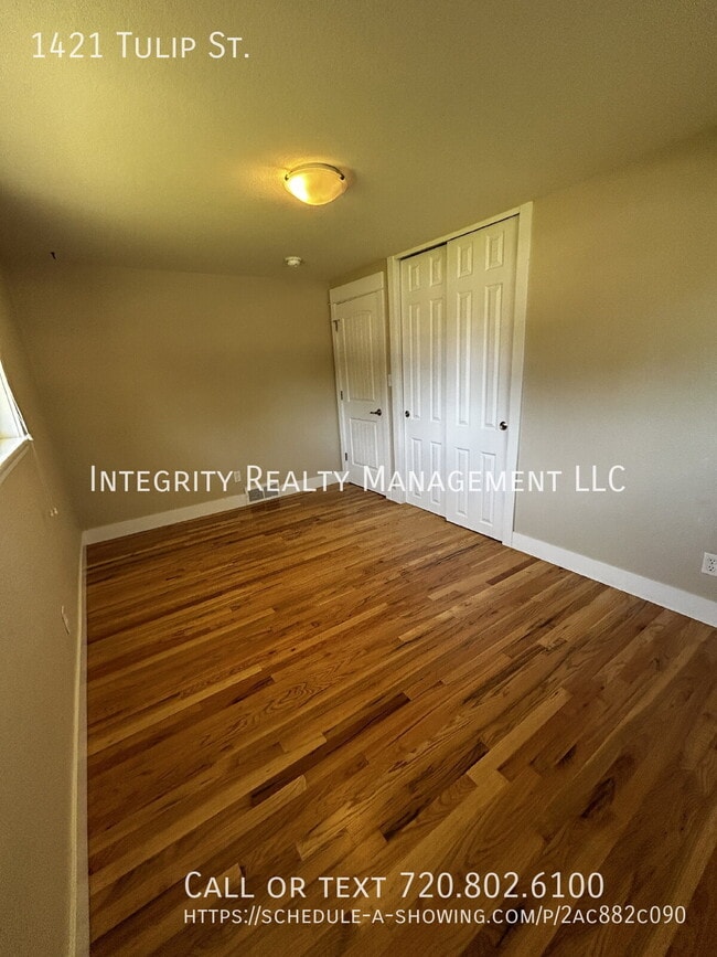 Building Photo - 1421 Tulip St