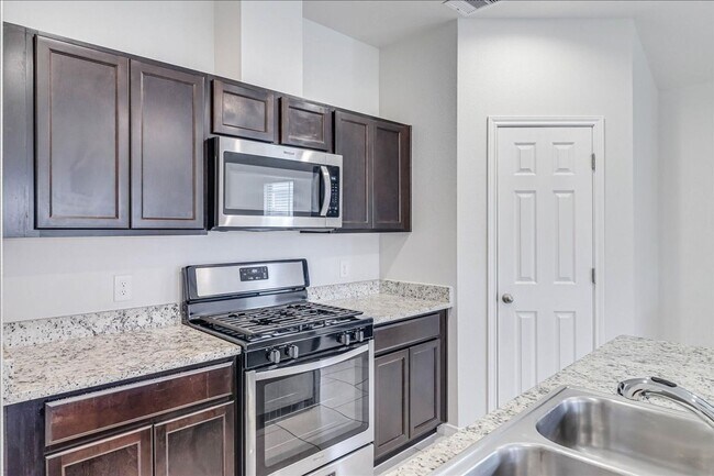 Building Photo - 3913 Jayden Dr