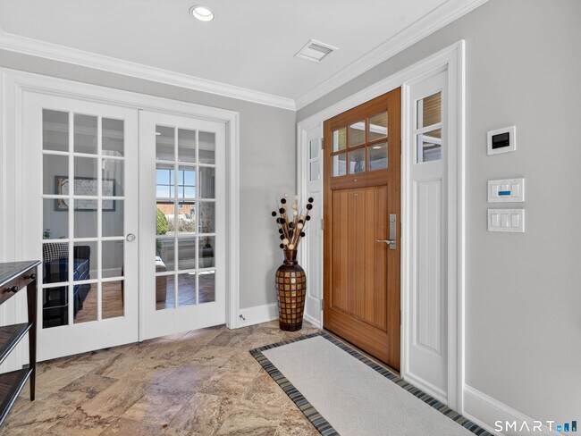 Building Photo - 505 Seaside Ave