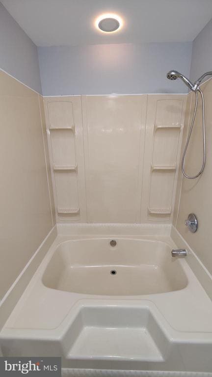 Building Photo - 151 Steeplechase Ct