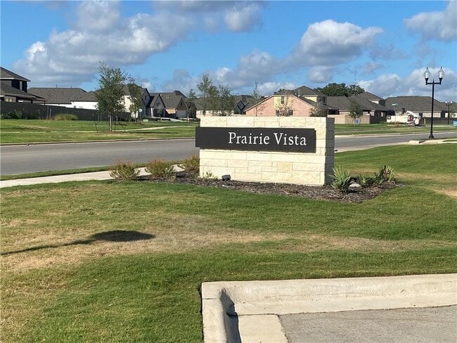 Building Photo - 123 Plumbago Loop