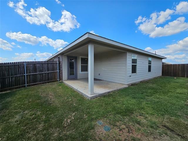 Building Photo - 900 Basswood Ln
