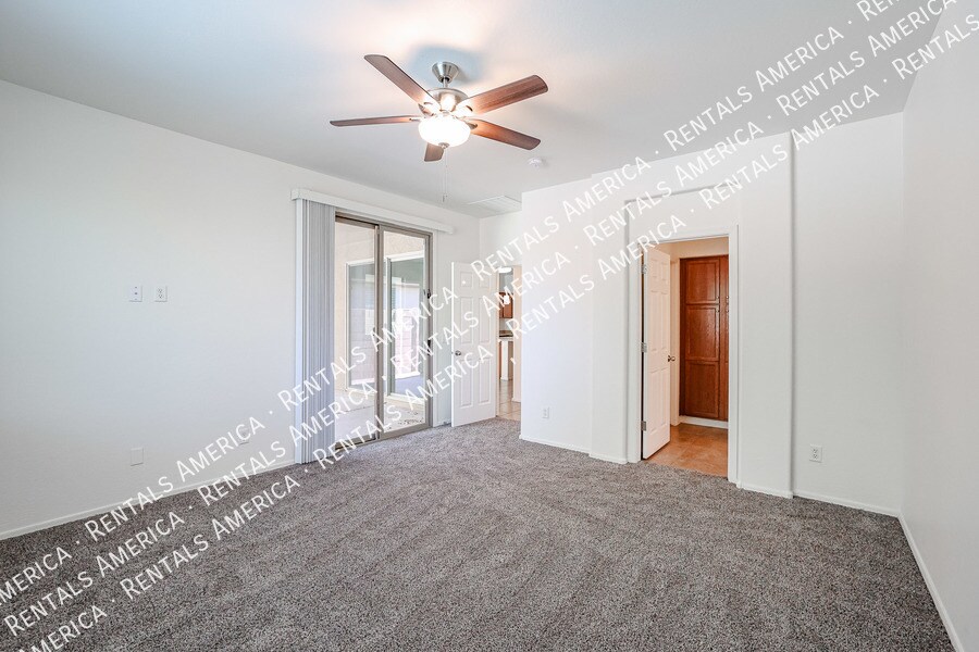 Building Photo - 6946 W Harwell Rd
