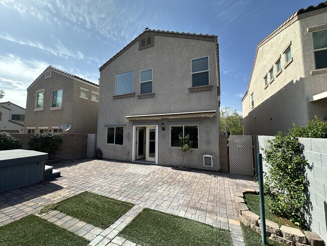 Building Photo - 9417 Sand Tiger Ave