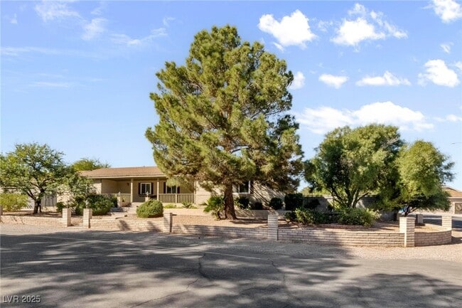 Primary Photo - 5518 Avenida Vaquero