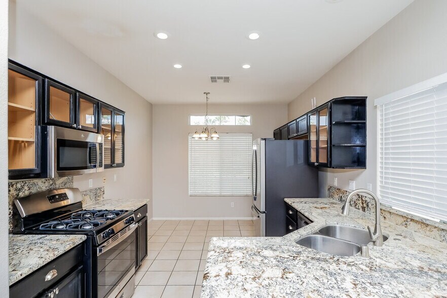 Building Photo - 2479 Crystal Ship Ct