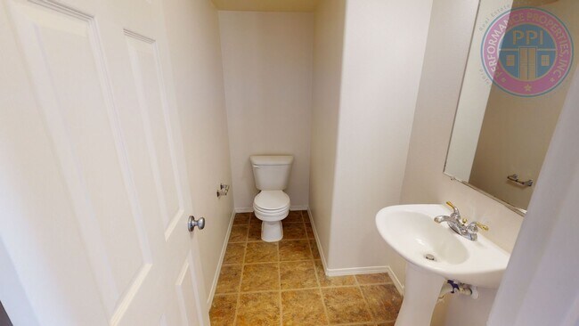 Building Photo - Bethany - Central Air, modern   Pet Friendly, Near Intel/Nike, Excellent Schools
