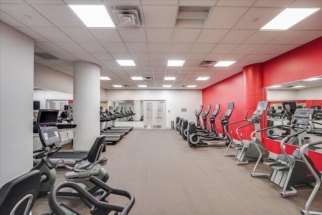 Building Photo - 50 Dey St