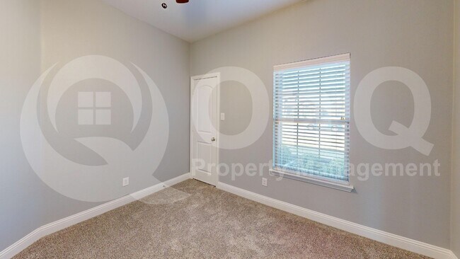 Building Photo - 4006 Whitetail Ln