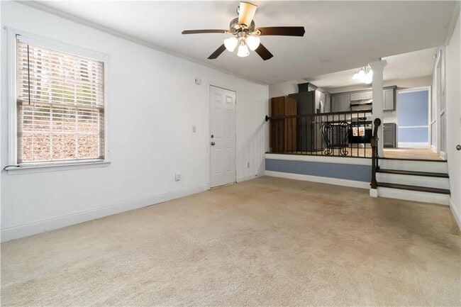 Building Photo - 888 Chartley Dr SW