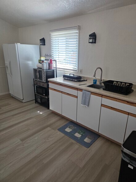 Building Photo - 2717 S Cord Cir