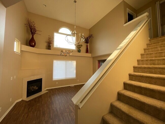 Building Photo - Forest Hills Condo 2 Bedroom  Clements Mill