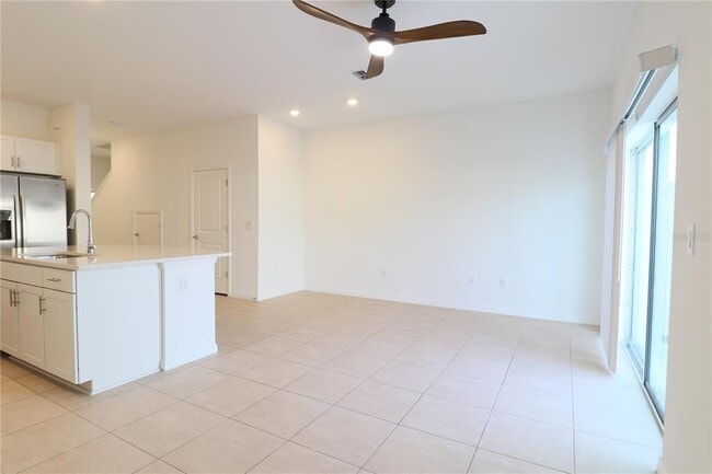 Building Photo - 2208 Paravane Wy