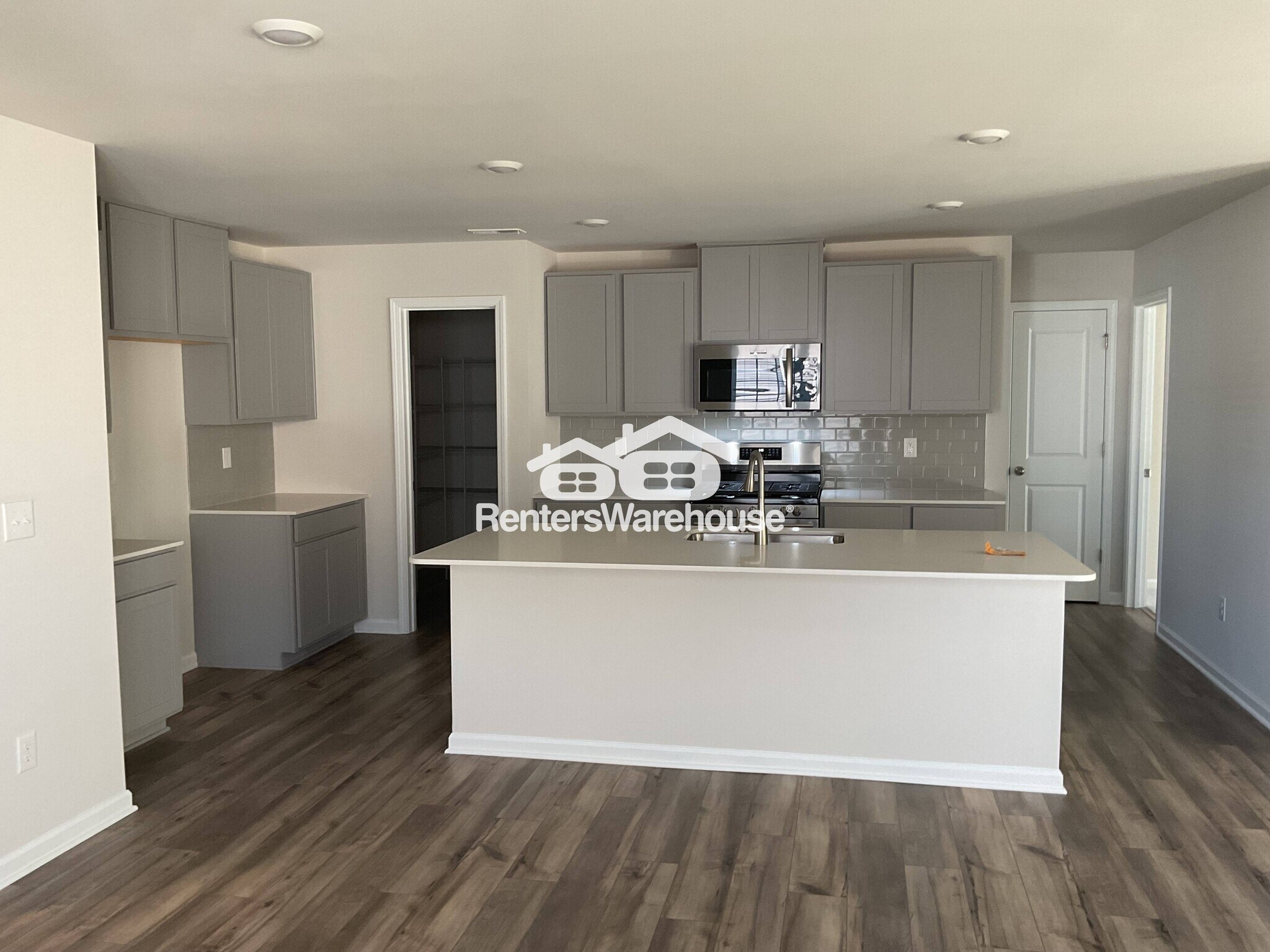 Building Photo - 10203 Chatham Run Ln