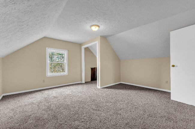 Building Photo - 855 Work Dr