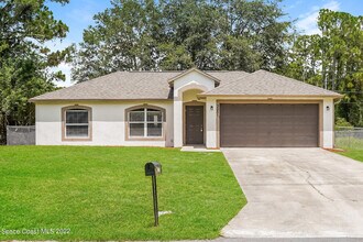 Building Photo - 3051 Forghun Ave SE