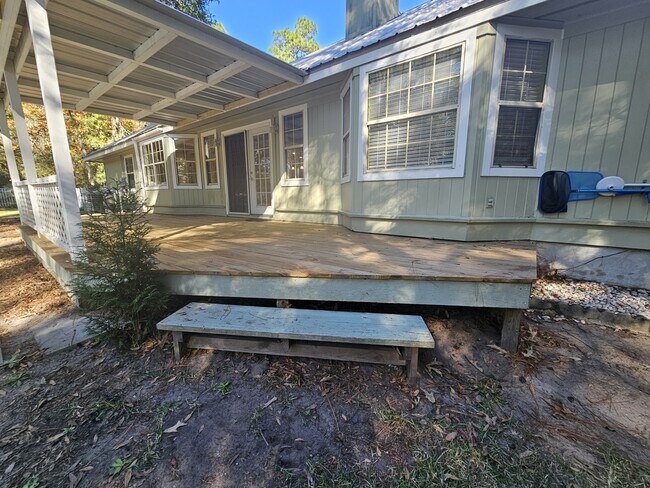Building Photo - 14 Egret Dr