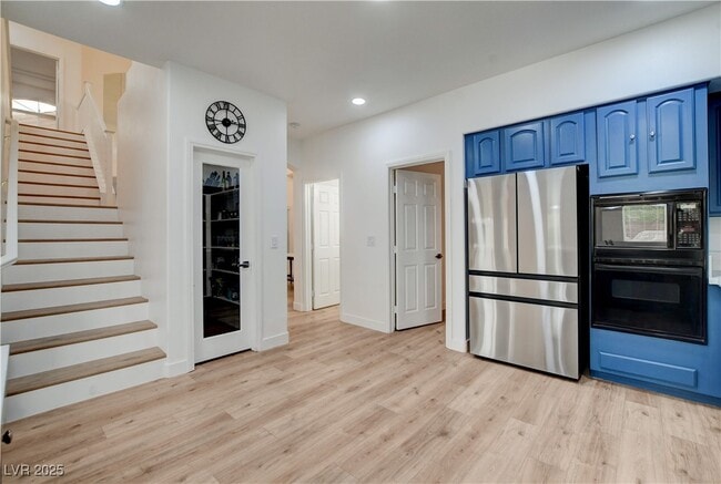 Building Photo - 871 Rainbolt Ln