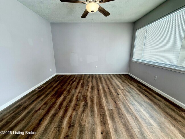 Building Photo - 10809 Oreland Mill Rd