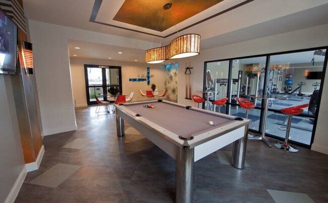 Building Photo - 11200 Broadway St