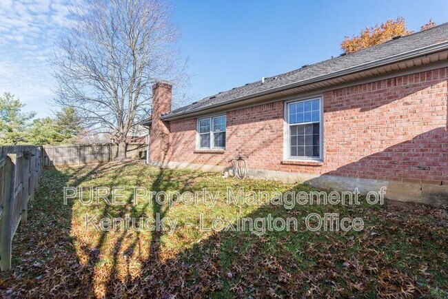 Building Photo - 3209 Foxchase Ct