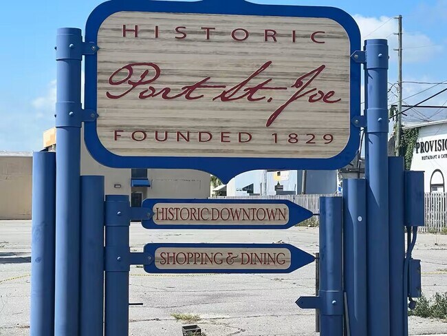 Building Photo - 800 Backwater Rd