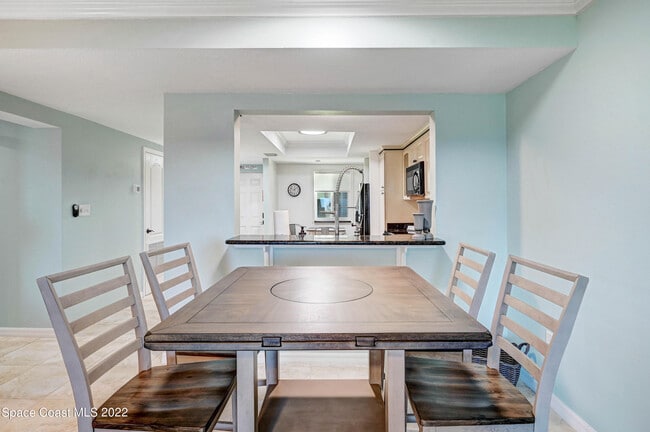 Building Photo - 199 Jimmy Buffett Mem Hwy