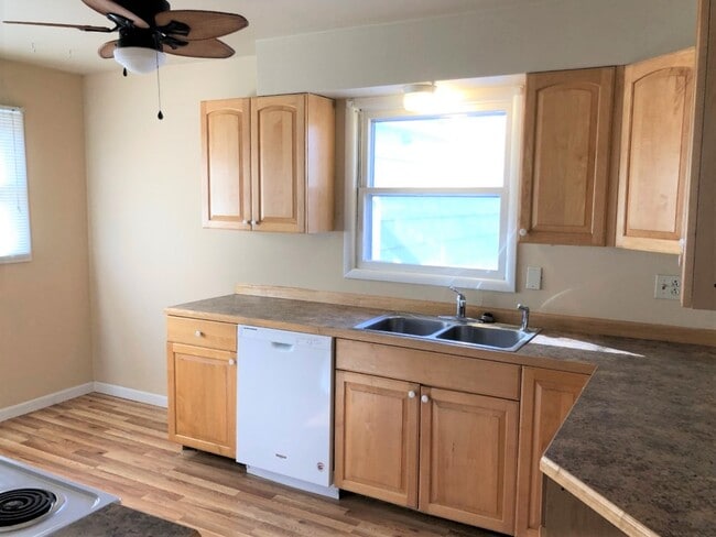 Building Photo - 2614 Silver Blvd