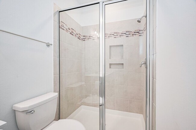 Building Photo - 18311 Licola Mdw Ln