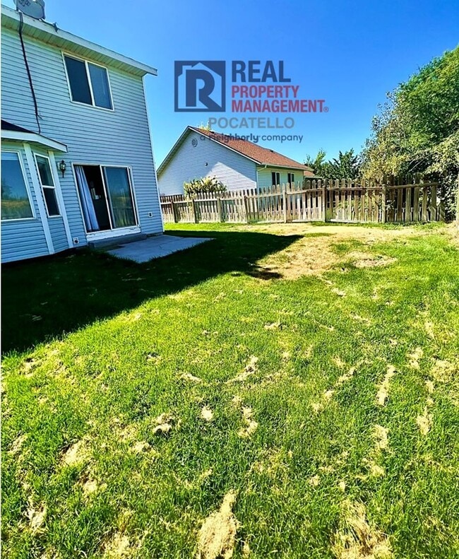Building Photo - 4734-4736 Heidi Ct