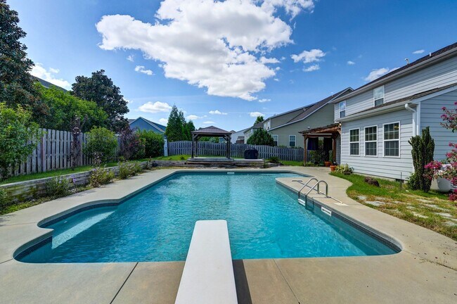 Building Photo - 217 Golden Fluke Dr