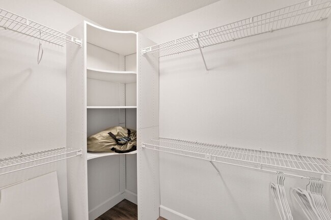 Building Photo - Newly Renovated and Furnished Ocean View Home!