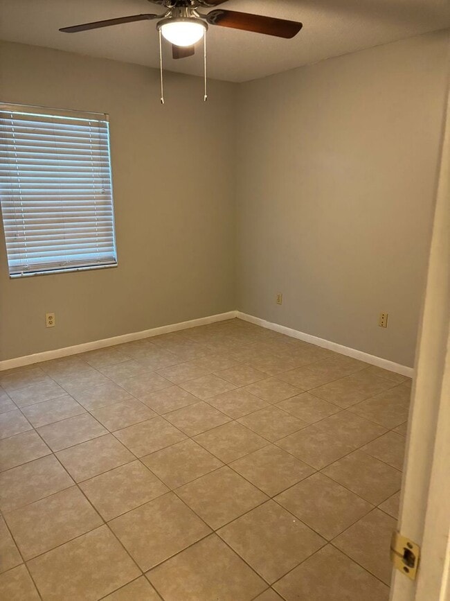 Building Photo - Move-In Ready 2BR/2BA Home